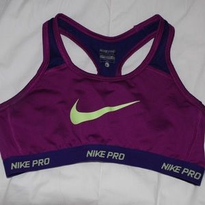 nike sports bra